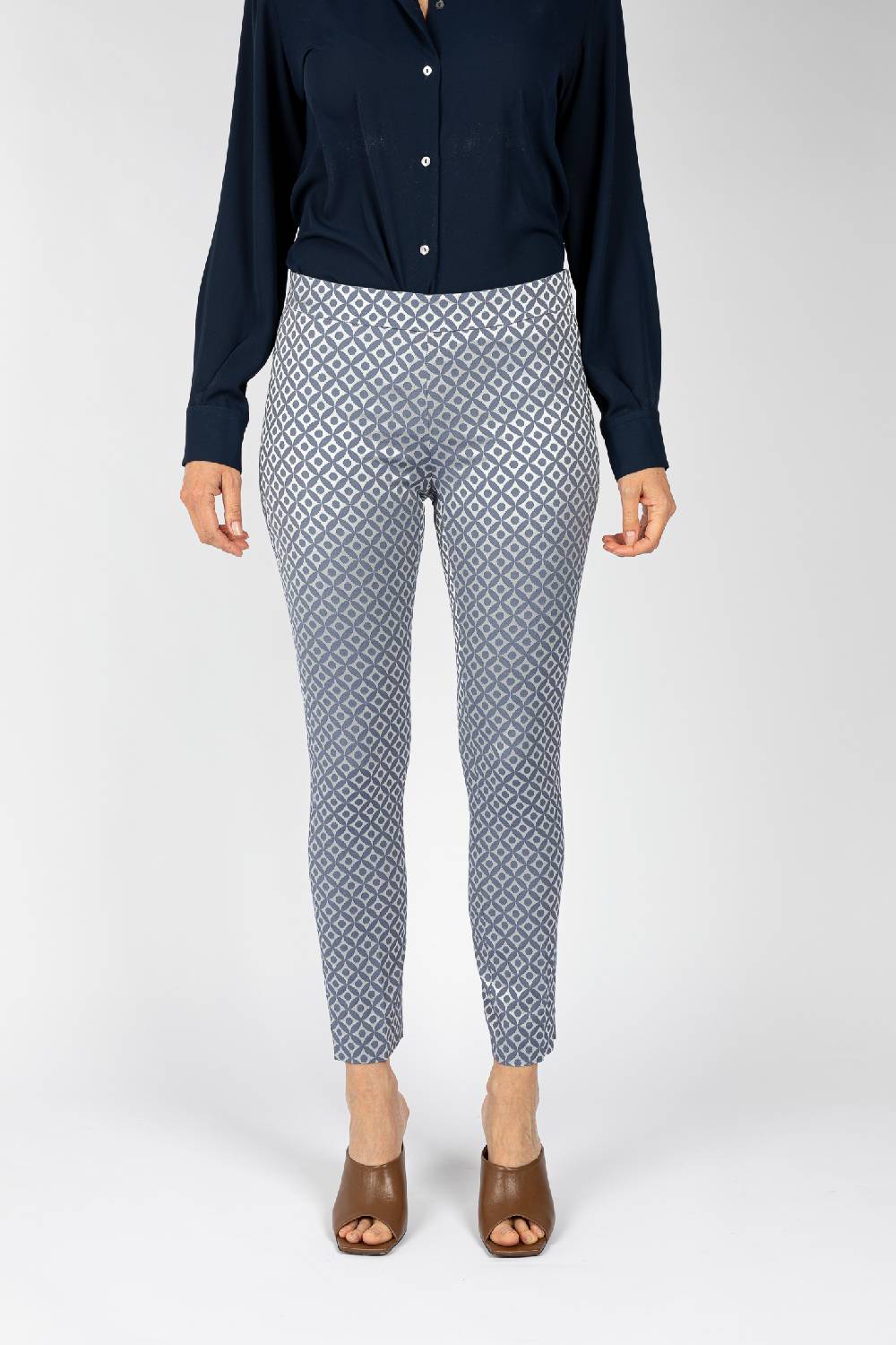 L.Pucci Pantaloni tessuto jacquard effetto lucido colore blu, linea a sigaretta
