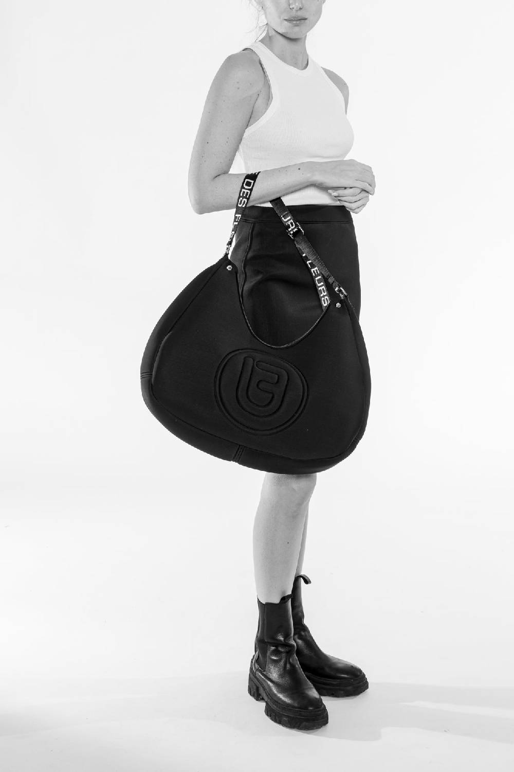 L.Pucci Creta Tekno Fabric Black