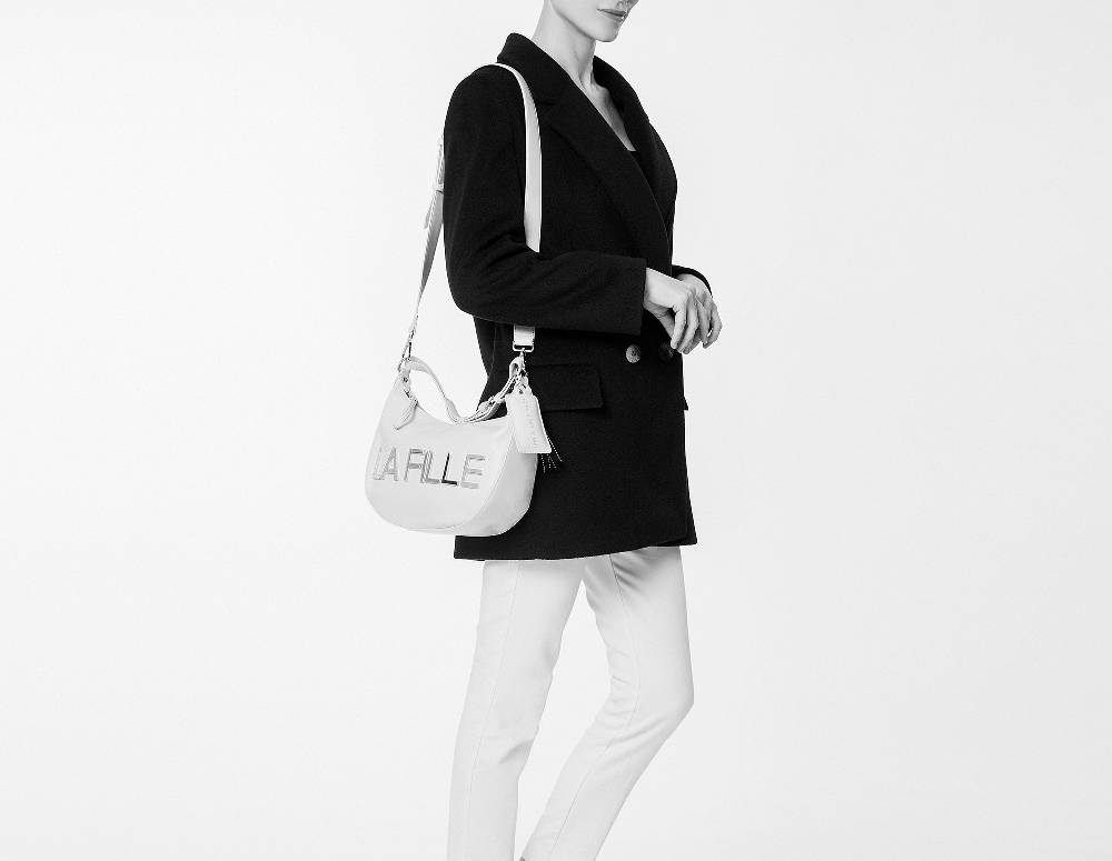 L.Pucci Rachel Metal Logo Line Black