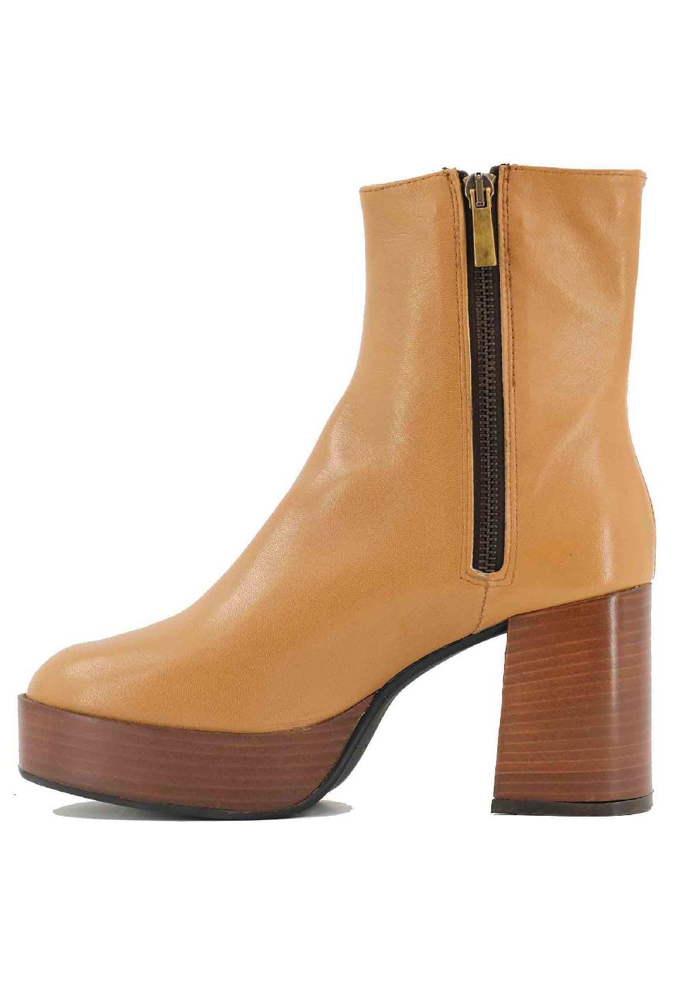 L'ARIANNA Stivaletti TR1556 In Pelle Senape Con Tacco Alto E Plateau Con Zip Laterale Di Chiusura