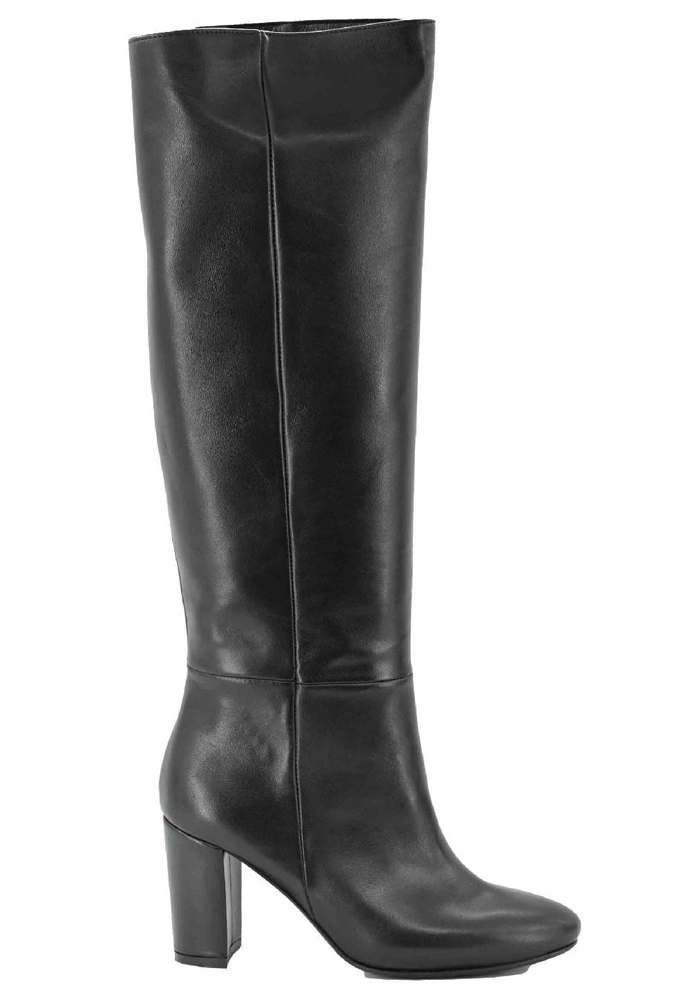 L'ARIANNA Stivali ST1689 a tubo in pelle nera con punta tonda L'ARIANNA Stivali ST1689 a tubo in pelle nera con punta tonda