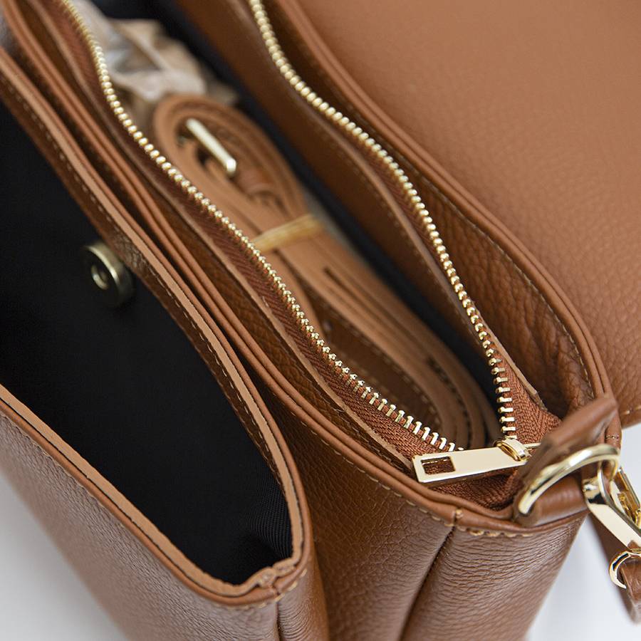 Laura Di Maggio BLAKE – Postina In Pelle Dollaro Cuoio