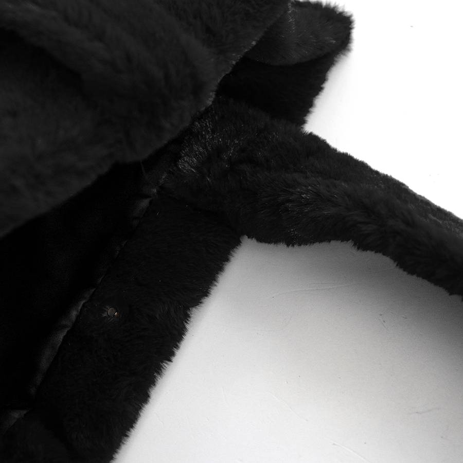 Laura Di Maggio FLUFFY – Maxi Shopping In Pelliccia Ecologica Nera