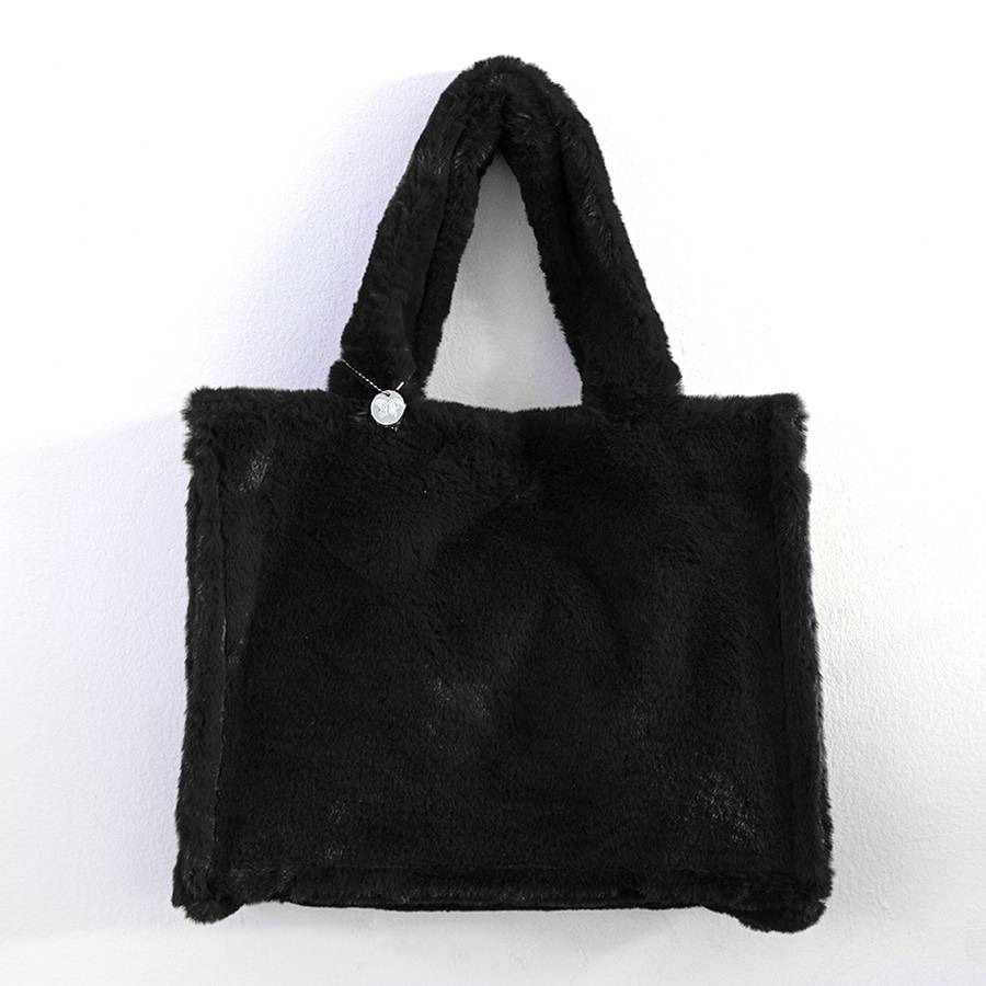 Laura Di Maggio FLUFFY – Maxi shopping in pelliccia ecologica nera