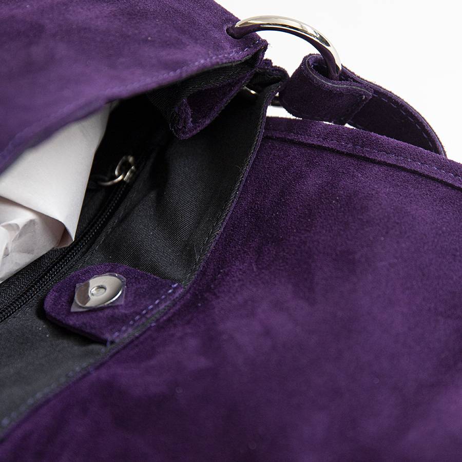 Laura Di Maggio HELOIZE – Postina In Camoscio Con Fibbia Viola