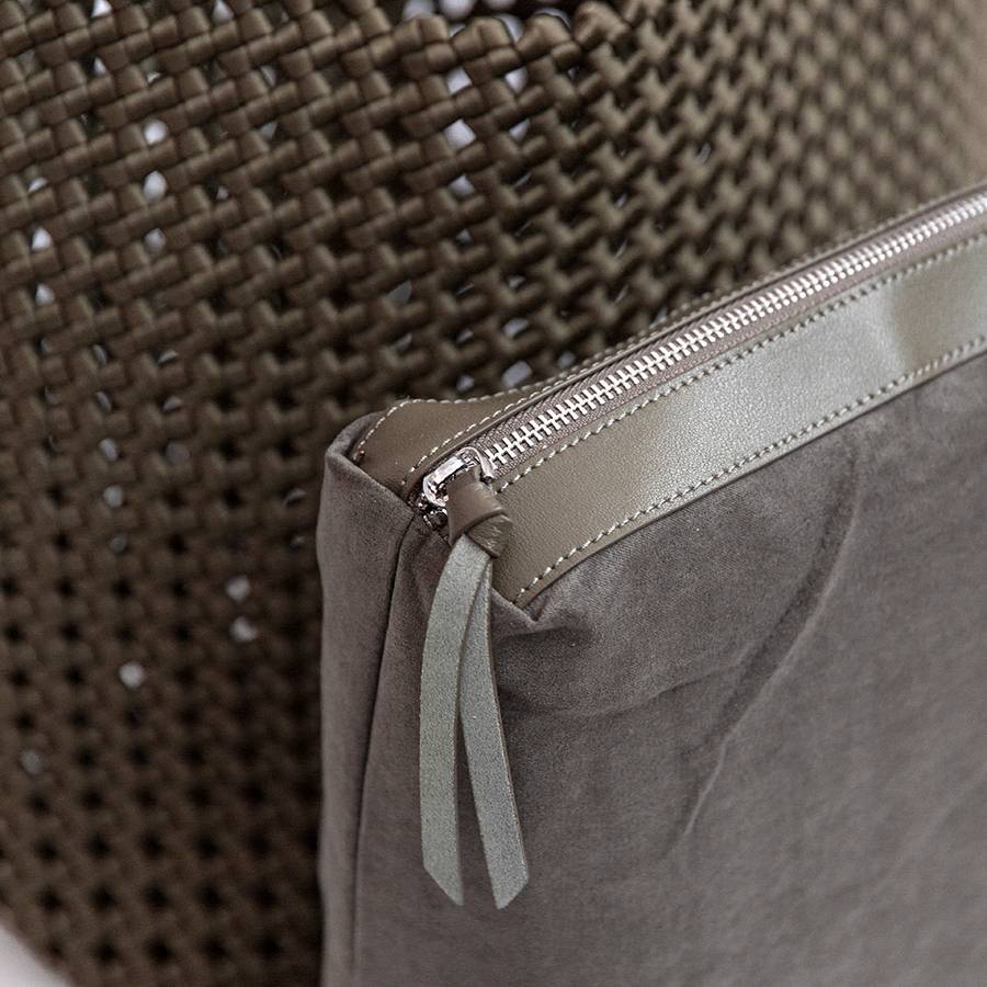 Laura Di Maggio KENDRA – Borsa Intrecciata In Raso Taupe