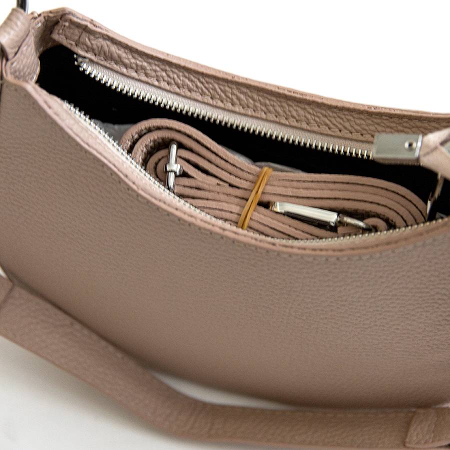 Laura Di Maggio PIMPI – Mezzaluna Con Manico In Catena In Pelle Cipria