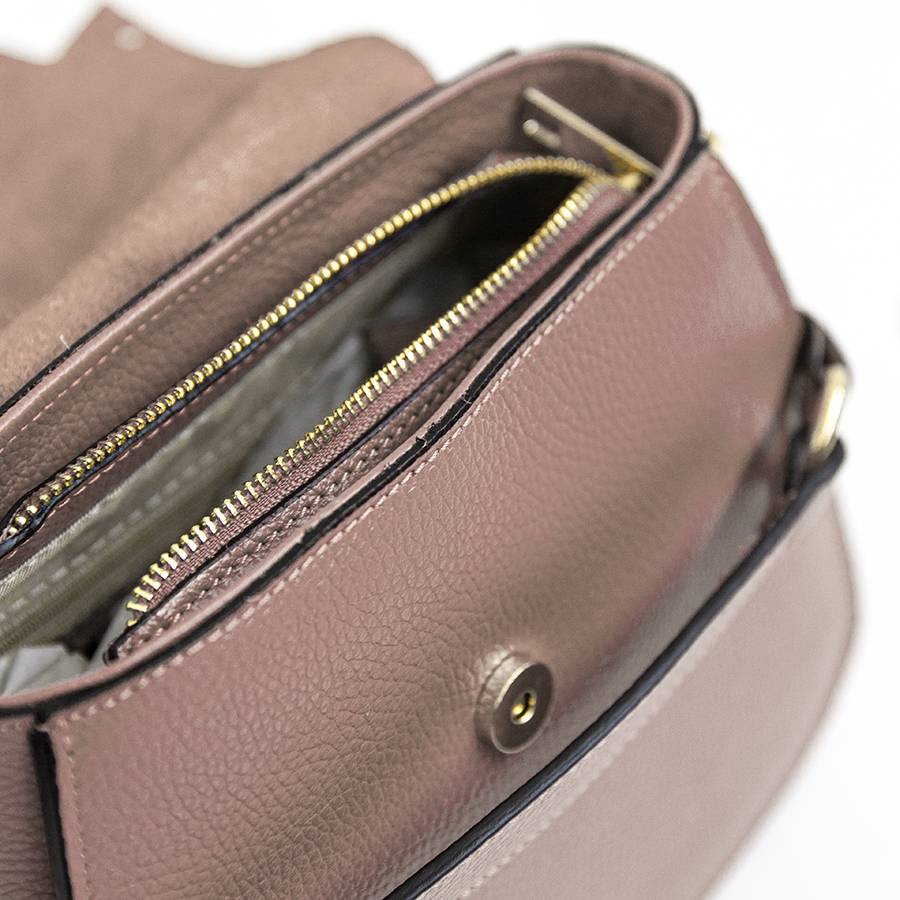 Laura Di Maggio SALLY – Postina Con Patta In Pelle Cipria