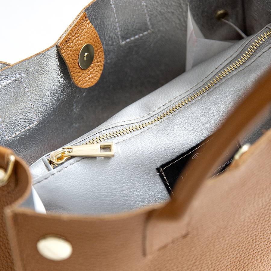 Laura Di Maggio SAM – Shopping Con Borchie In Pelle Cuoio