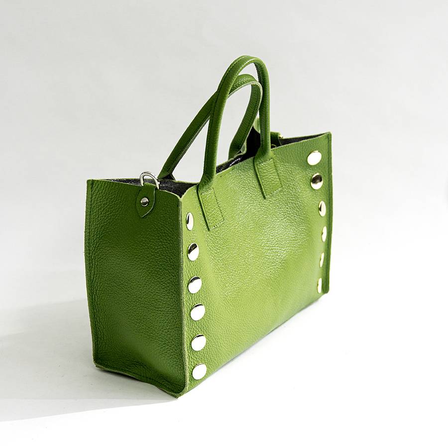 Laura Di Maggio SAM – Shopping Con Borchie In Pelle Verde Aloe
