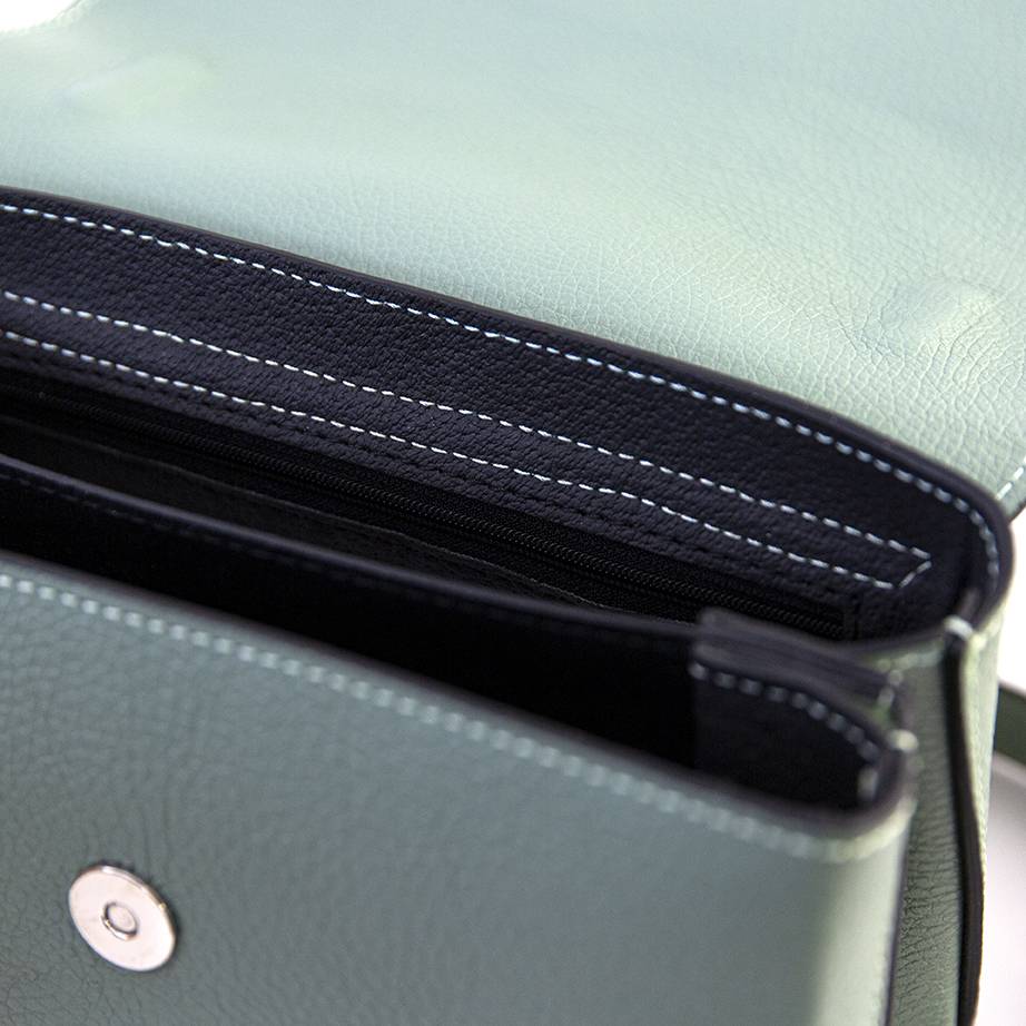 Laura Di Maggio TITTI – Postina A Spalla In Pelle Dollaro Menta