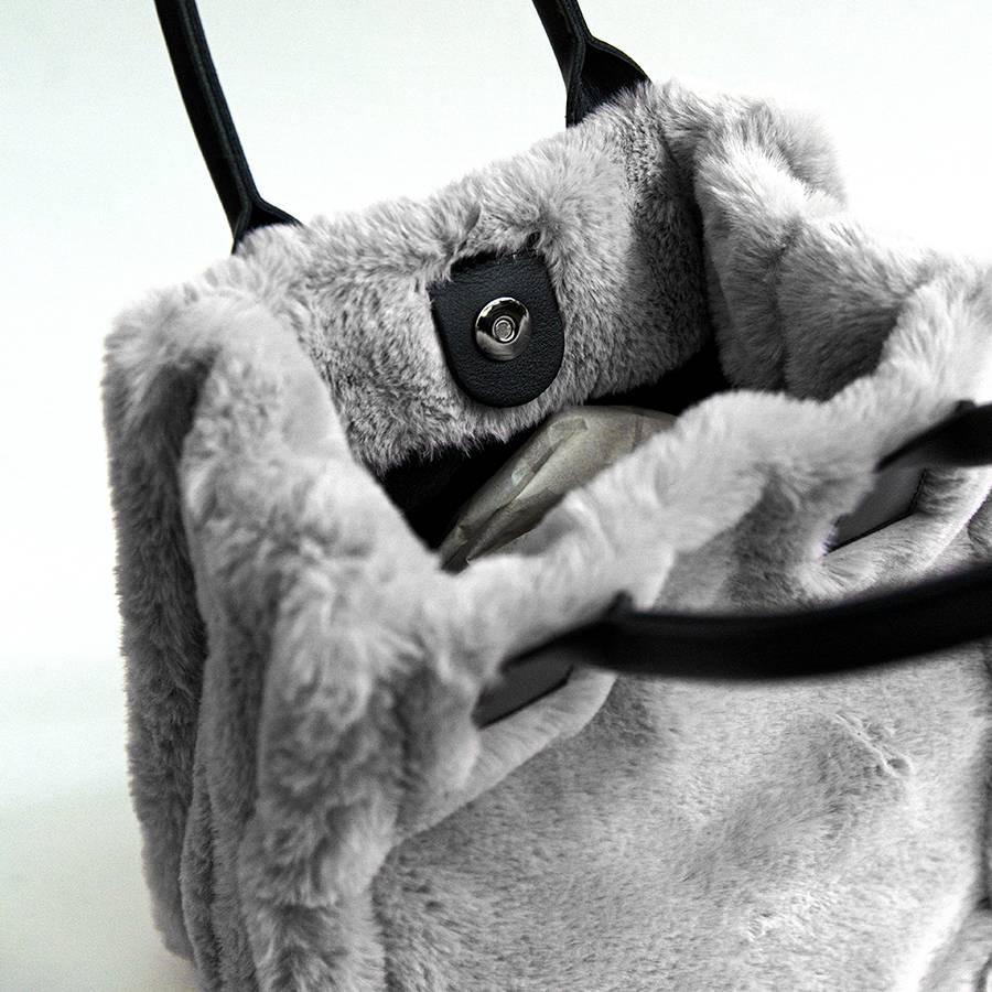 Laura Di Maggio TRUDY BIG – Shopping In Ecopelliccia Grigia