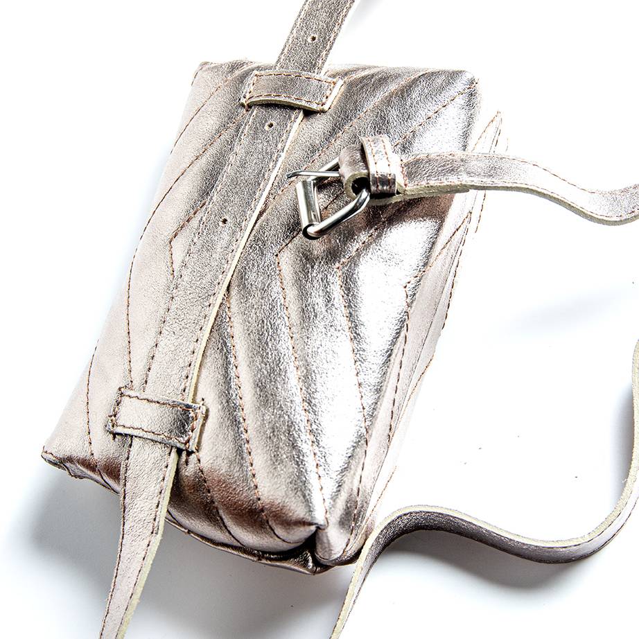 Laura Di Maggio VEGA – Marsupio Laminato A Trapunta Bronzo