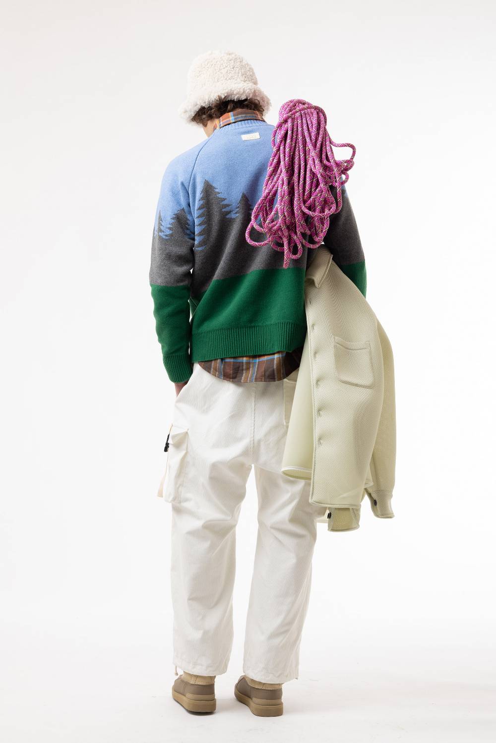 Lc23 Bear Jaquard Sweater