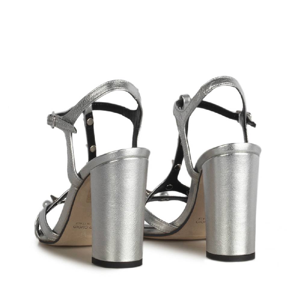 Le Dangerouge Carla Silver Studs Pearl