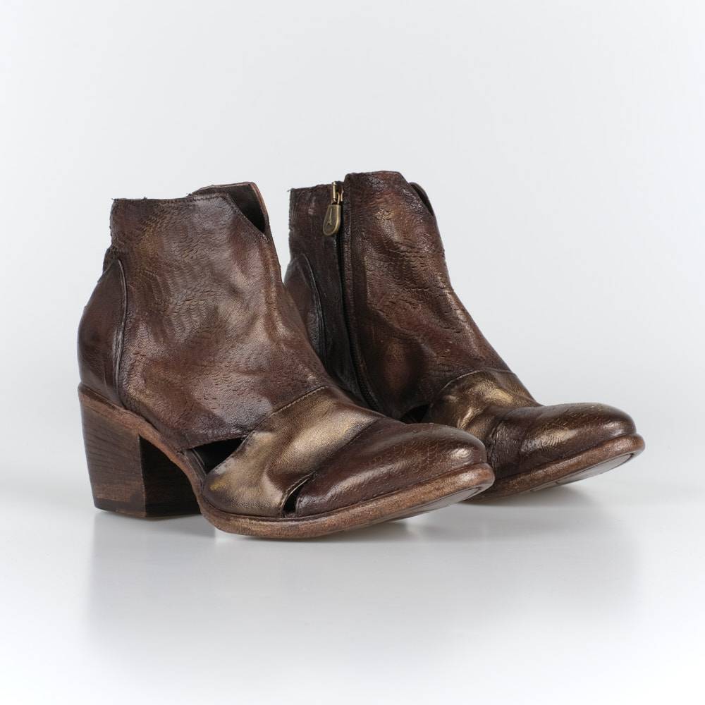 Le Ruemarcel CHI 404