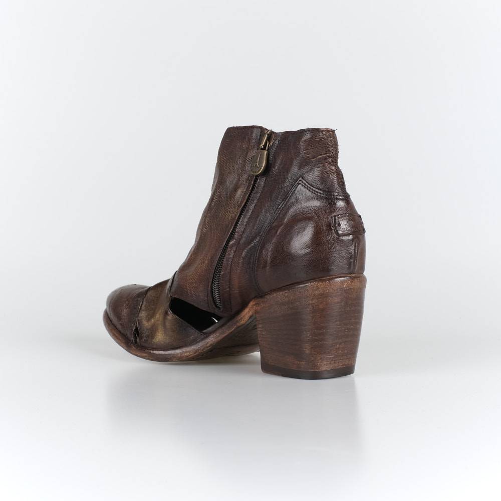 Le Ruemarcel CHI 404