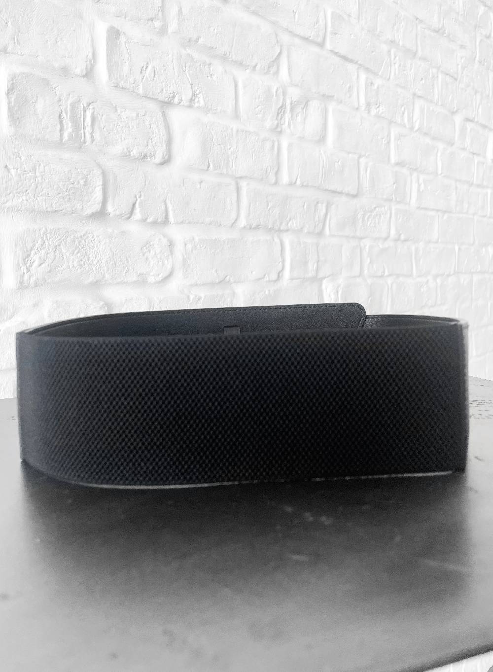 Le Volière Cintura In Ecopelle Nera Con Targhetta