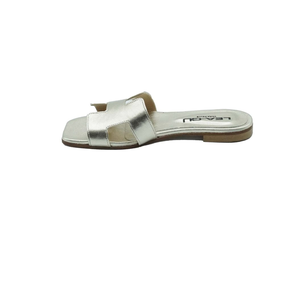 Lea Gu Ciabattina In Nappa Laminata, Fascia Frontale, Punta Quadrata, Tacco 10mm