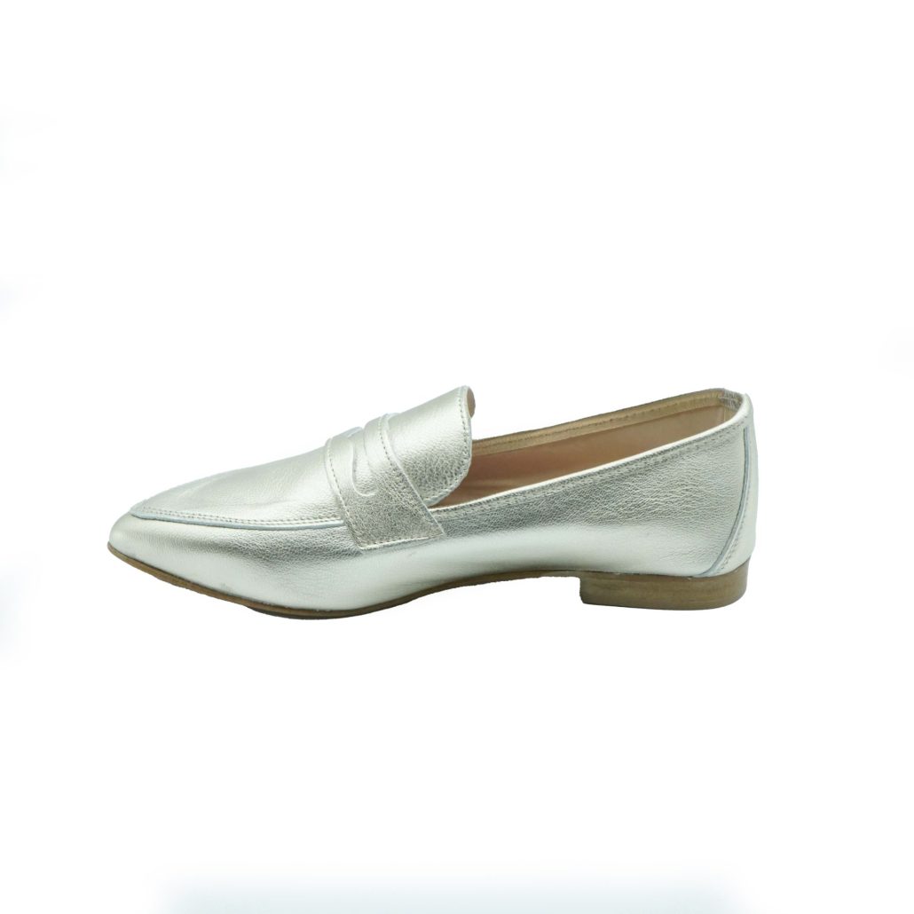 Lea Gu Mocassino In Nappa Laminata, Bocca Di Leone Frontale, Tacco 10mm