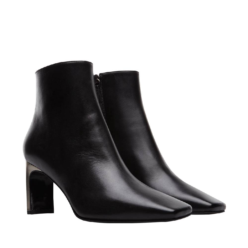 Lella Baldi Cruz Bis