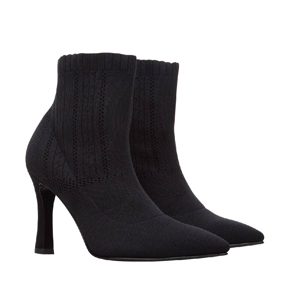 Lella Baldi Odette B