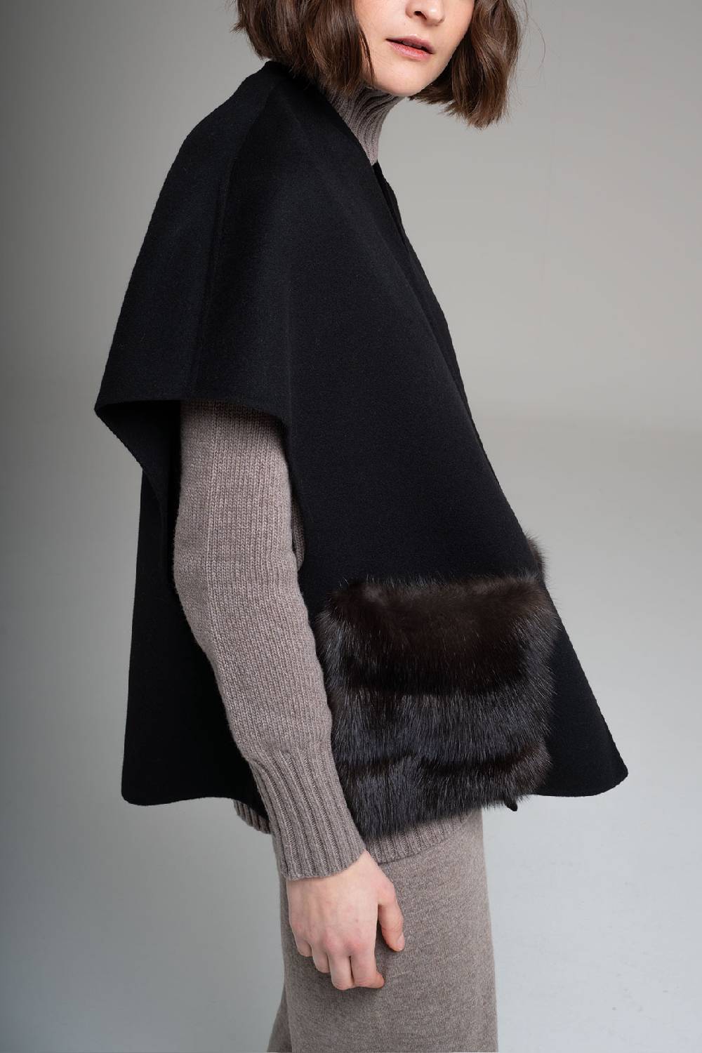 Manzoni 24 Gilet In Tessuto Cashmere Loro Piana Con Tasche In Zibellino