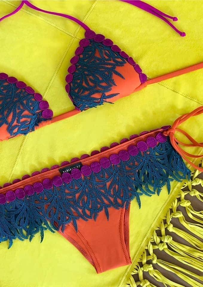 Nadia Guidi 60.b SAMSARA Ocra/Pavone