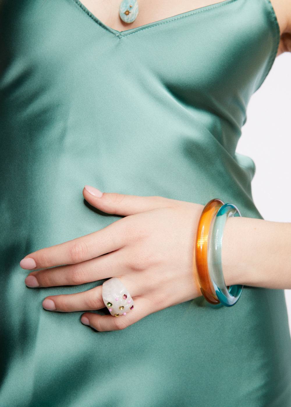 Nalí ALTEA RIGID BRACELET IN RESIN + COLORS