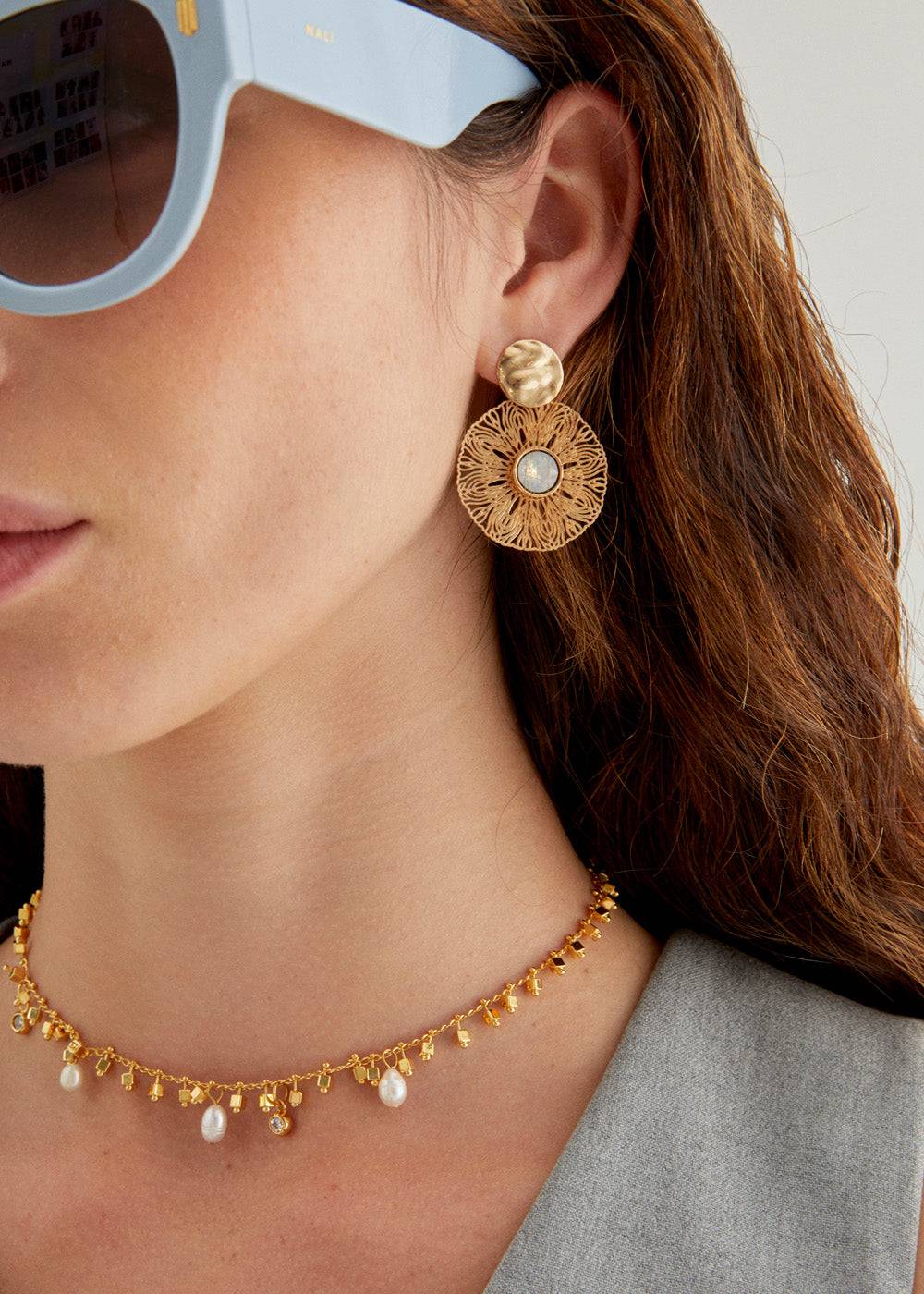 Nalí BLAKE ROUND EARRINGS W/ STONE + COLORS