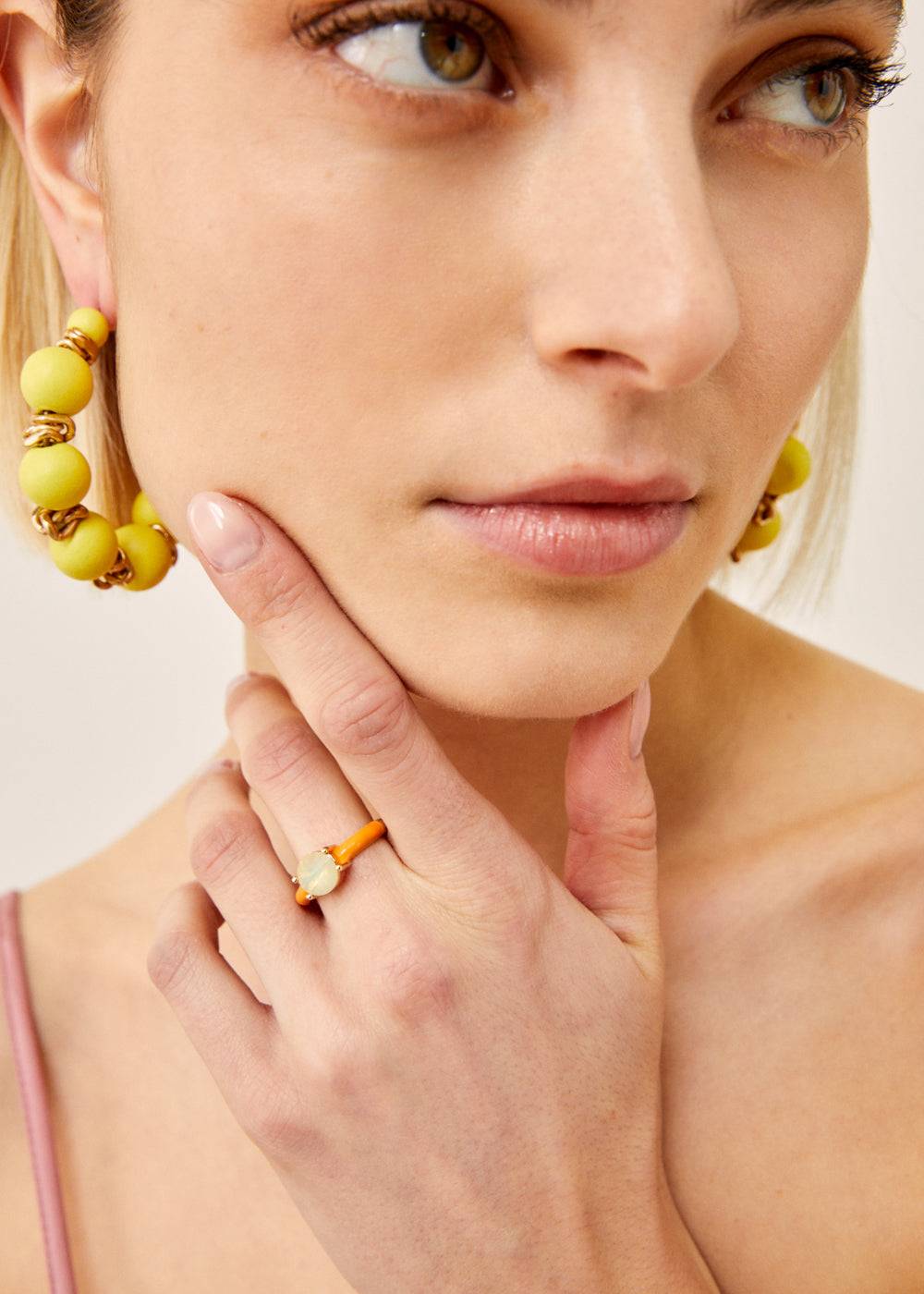 Nalí GLORIA ADJUSTABLE ORANGE RING W/ STONE