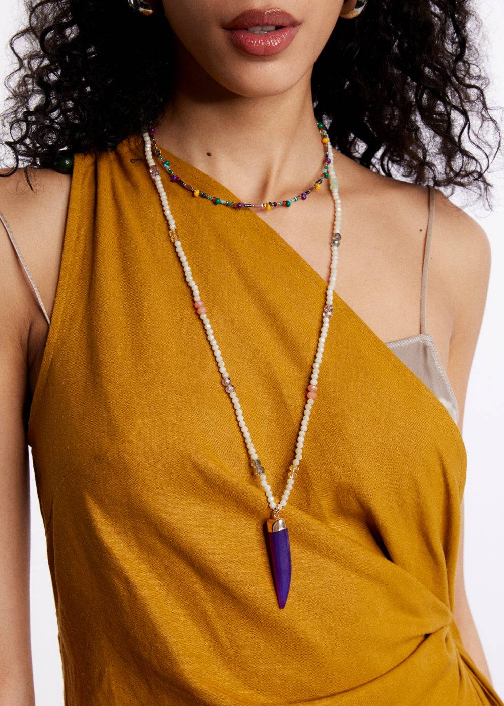 Nalí HORN NECKLACE W/ GOLD BEADS + COLORS
