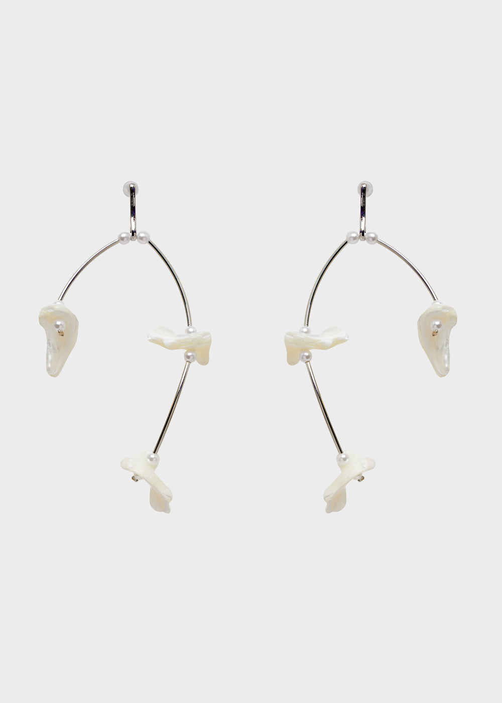 Nalí LARGE SILVER EARRINGS W/ WHITE SHELLS