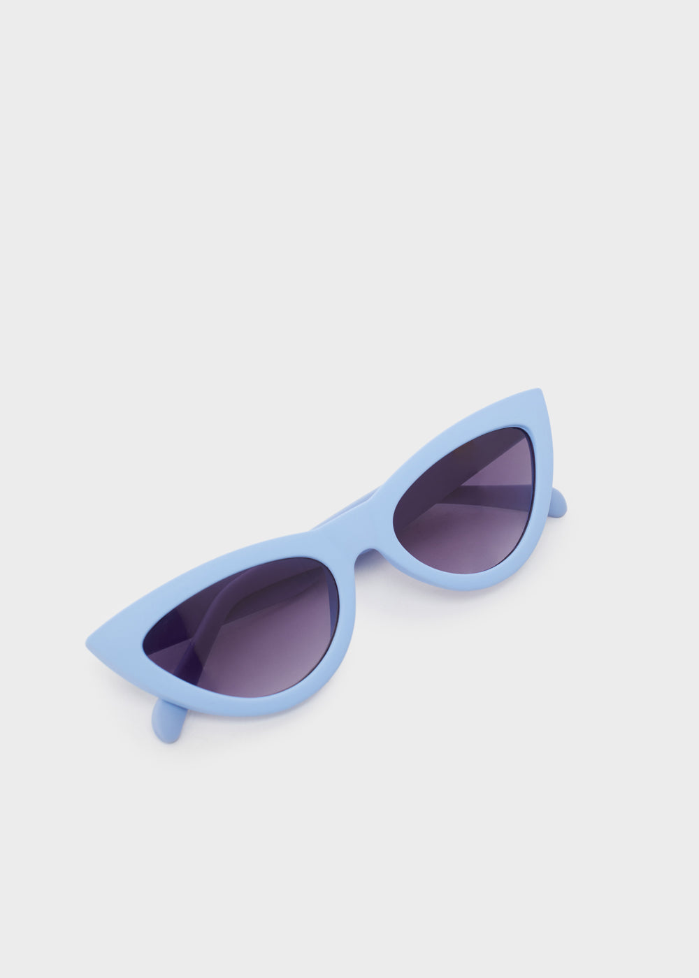 Nalí LORI CAT-EYE SUNGLASSES IN BLUE