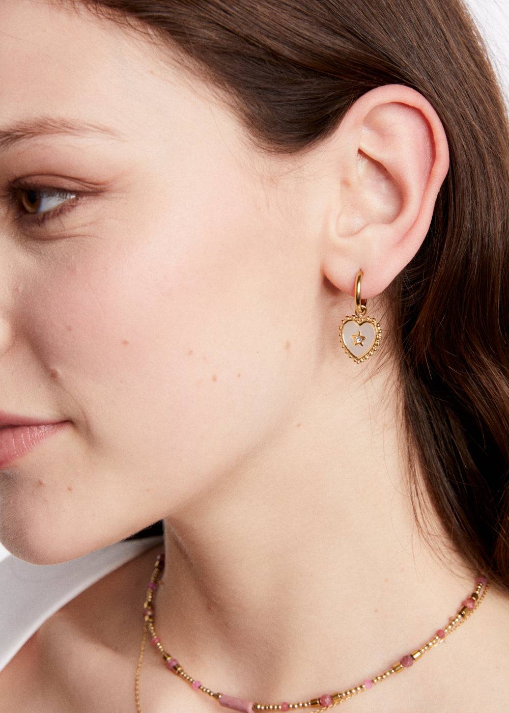 Nalí S.STEEL HOOP EARRINGS W/ WHITE HEART