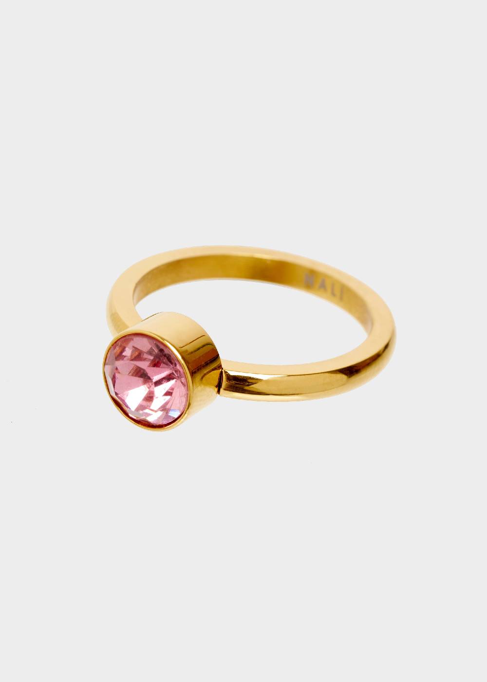 Nalí STAIN. STEEL FLORA THIN GOLD RING W/ PINK STONE