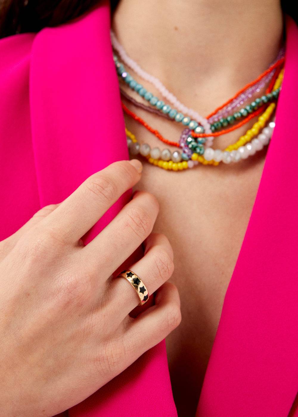 Nalí SUMMY ADJUSTABLE RING W/ BLACK STARS