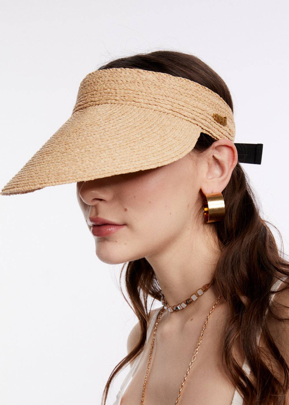 Nalí VISOR HAT IN NATURAL RAFFIA