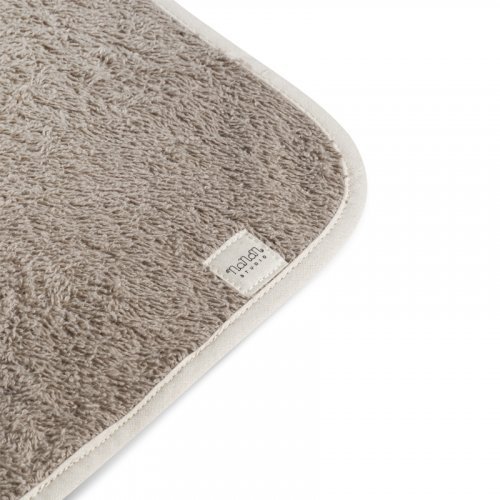 Nanán Sacca Asilo In Spugna Con Asciugamano Beige