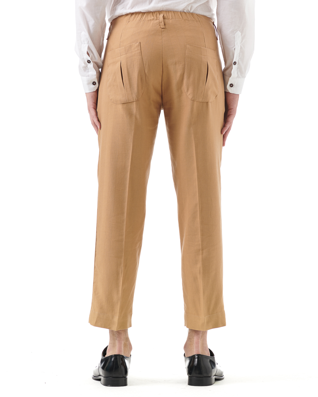 Neill Katter Pantacoulisse