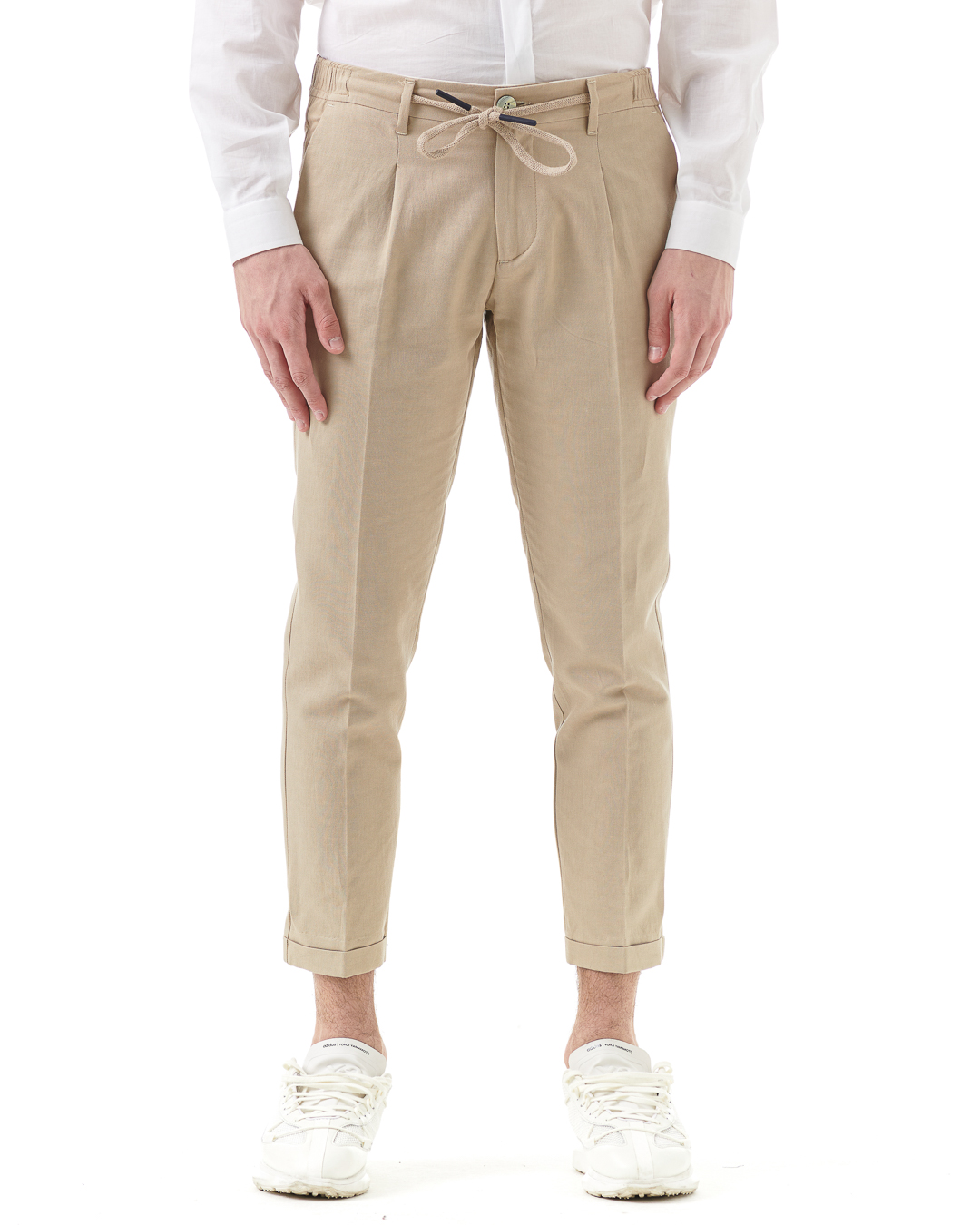 Neill Katter Pantacoulisse