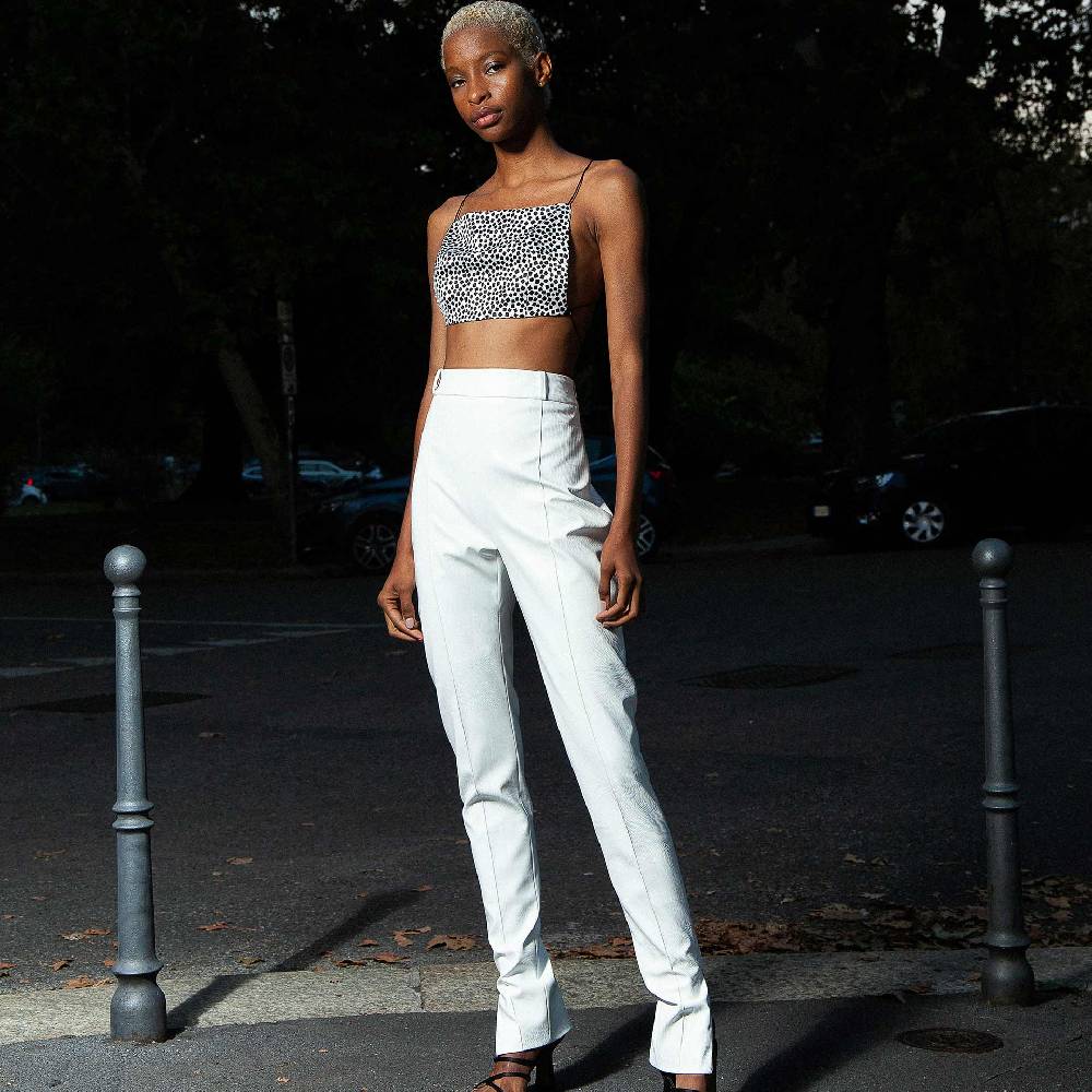 Nineminutes IMNOTPERFECT – THE SKIN SNAKE