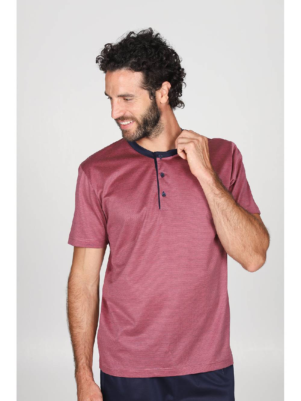 Julipet Pigiama corto collo serafino in pregiato 100% filoscozia fil a fil bordeaux