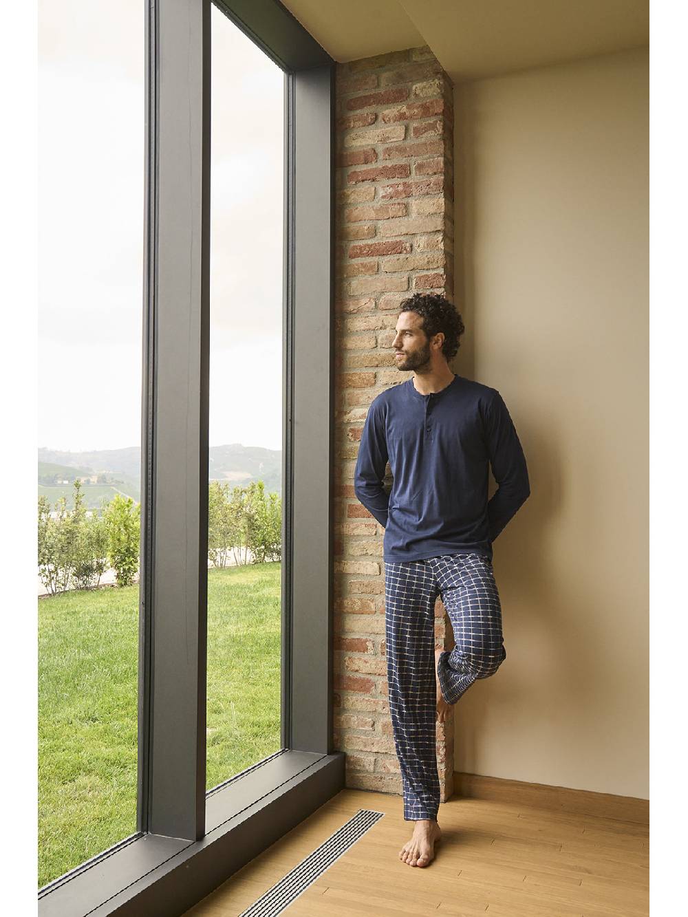 Julipet Pigiama serafino con pantaloni in fantasia, in morbido e superleggero puro cotone