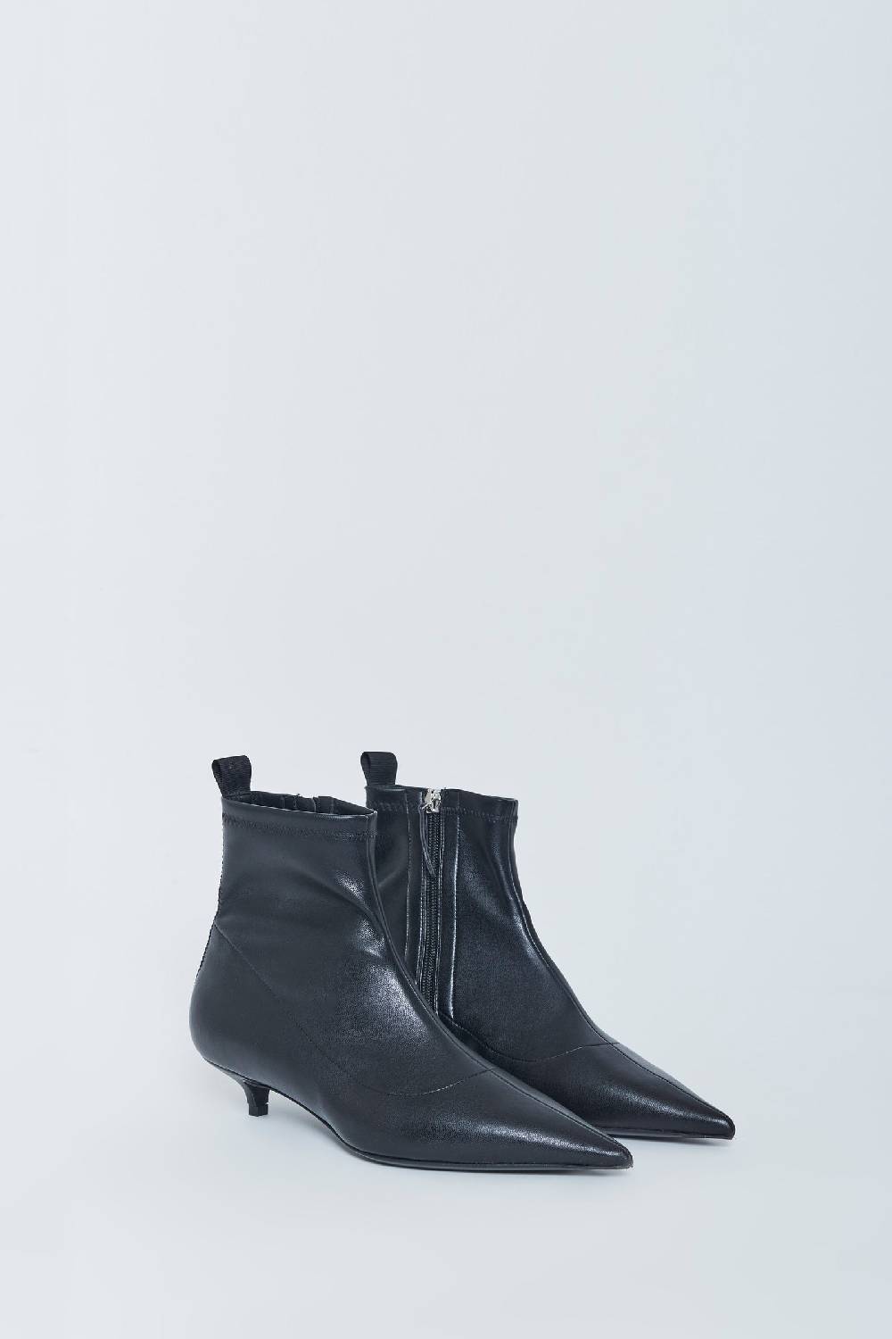 Kalliste K30 KITTEN HEEL BOOTS BLACK