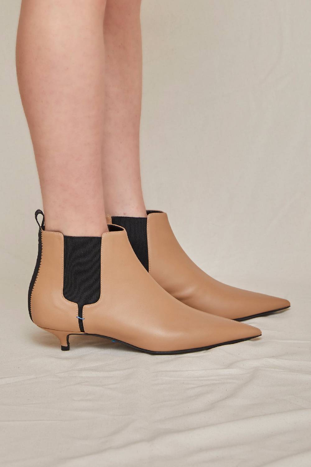 Kalliste K30 KITTEN HEEL BOOTS CAMEL