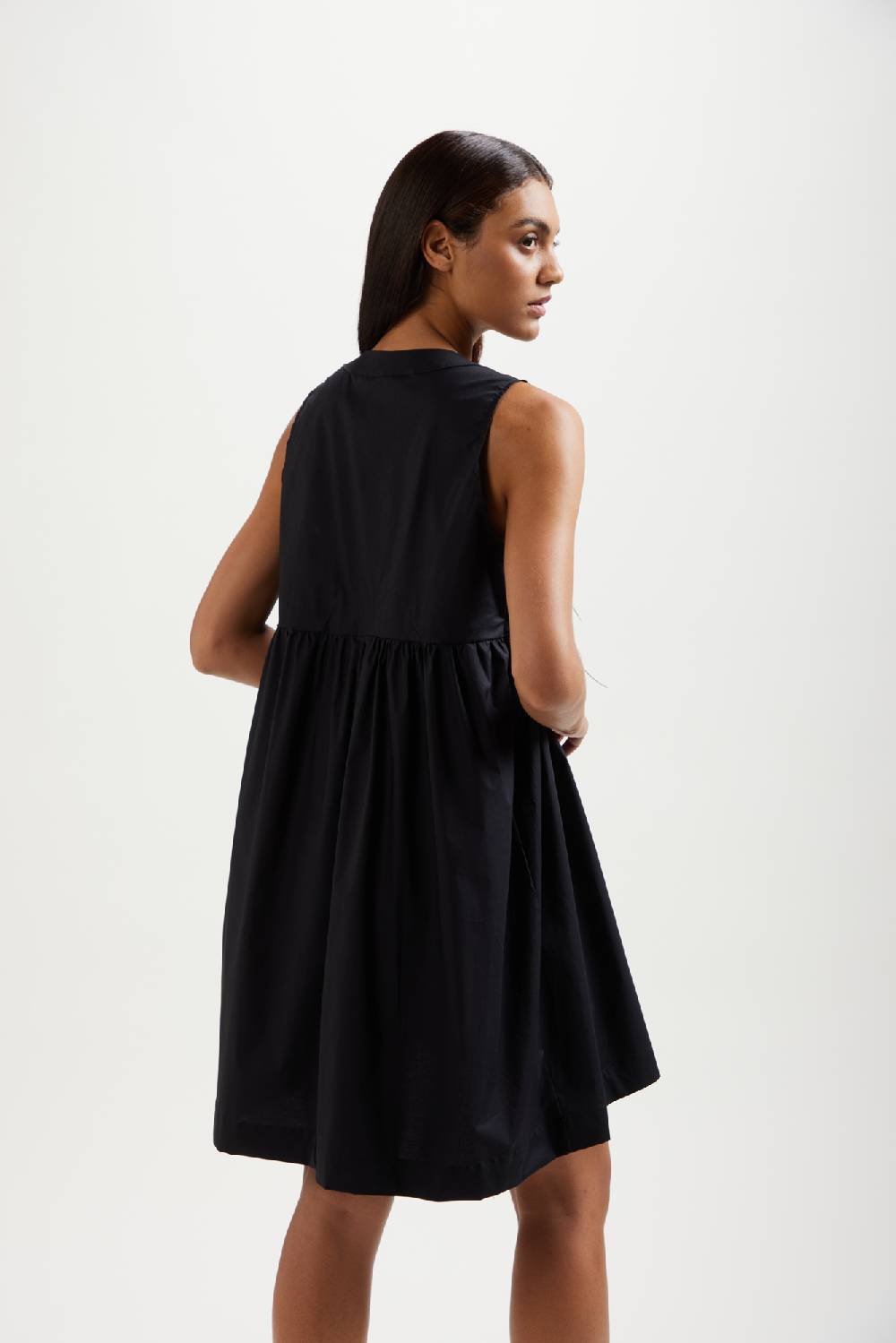 Kangra Cashmere Mini-Abito Smanicato Con Piume Struzzo In Popeline