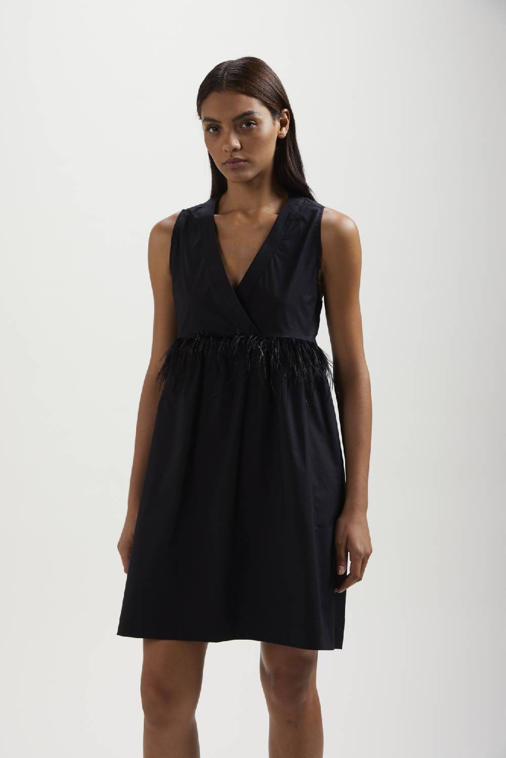 Kangra Cashmere Mini-Abito Smanicato Con Piume Struzzo In Popeline