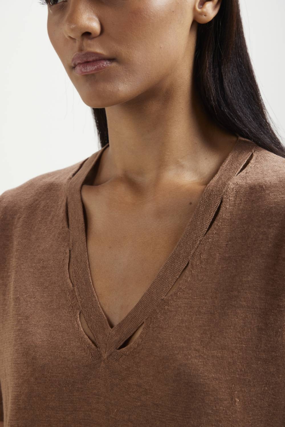 Kangra Cashmere Scollo V In Lino Con Buchi Nello Scollo