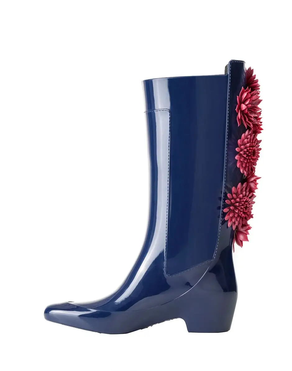 Kartell Barbarella flowers Paula Cademartori